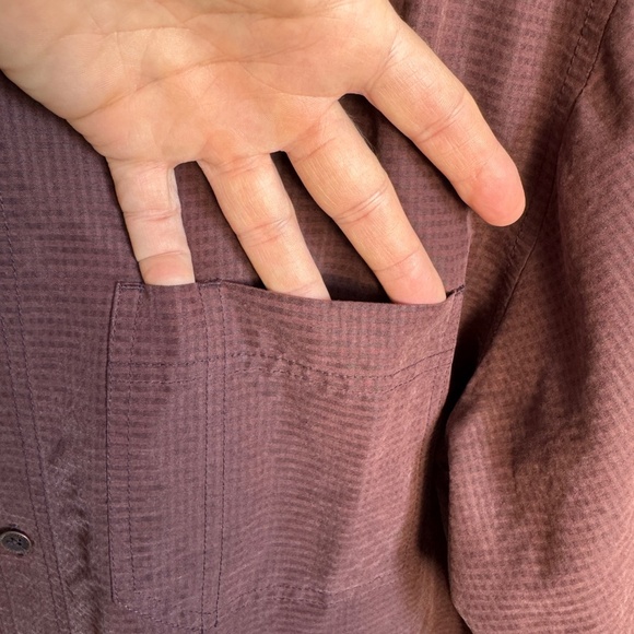 Royal Robbins Men's Medium Modal Button Up Shirt Relaxed Fit Burgundy-Plum - Picture 4 of 15